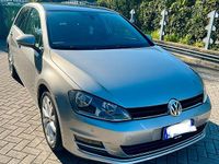 Usata VW Golf VII Highline 110 CV (80 kW) 2016 Berlina