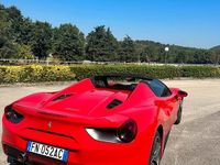 Usata Ferrari 488 670 CV (492 kW) 2018 Rosso Cabrio