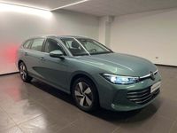 Usata VW Passat Business 150 CV (110 kW) 2024 Verde Station wagon
