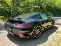 Usata Porsche 911 Turbo S 560 CV (411 kW) 2015 Gray Coupé