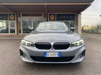 Usata BMW 318 150 CV (110 kW) 2022 Grigio Station wagon