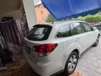 Usata Subaru Legacy 150 CV (110 kW) 2011 Bianco Station wagon