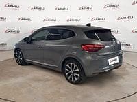 Usata Renault Clio V Techno 145 CV (106 kW) 2023 Grigio Utilitaria