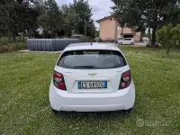 Usata Chevrolet Aveo LS 86 CV (63 kW) 2013 Bianco Berlina