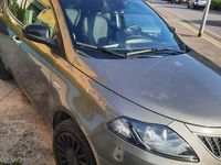 Usata Lancia Ypsilon S 69 CV (50 kW) 2022 Grigio Utilitaria