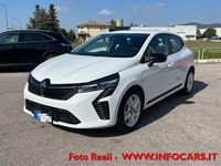 Nuova Renault Clio V Evolution 101 CV (74 kW) 2025 Bianco nacré pastello Berlina