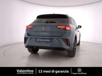 Usata VW T-Roc R-line 110 CV (80 kW) 2023 Grigio SUV