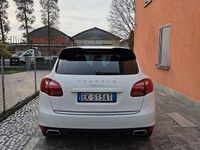 Usata Porsche Cayenne 245 CV (180 kW) 2011 Bianco SUV