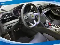 Usata Lamborghini Urus 650 CV (478 kW) 2022 Nero pastello SUV