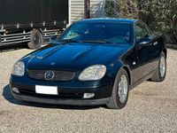 Usata Mercedes SLK200 135 CV (99 kW) 1998 Nero Cabrio