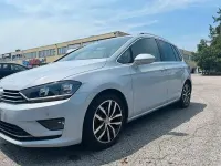 Usata VW Golf Sportsvan Highline 116 CV (85 kW) 2017 Bianco Monovolume