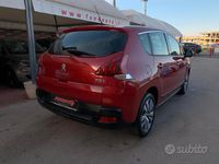 Usata Peugeot 3008 Allure 115 CV (84 kW) 2014 Rosso Station wagon