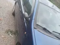 Usata Fiat Punto 60 CV (44 kW) 2002 Bluazzurro Utilitaria