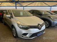 Usata Renault Clio IV Life 75 CV (55 kW) 2017 Grigio Berlina