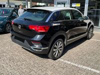 Usata VW T-Roc Advance 116 CV (85 kW) 2019 Nero SUV
