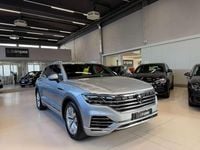 Usata VW Touareg 231 CV (169 kW) 2023 Argento SUV