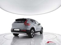 Usata Volvo XC40 Core 163 CV (119 kW) 2025 Grigio SUV