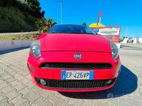 Usata Fiat Punto 77 CV (56 kW) 2014 Rosso Utilitaria