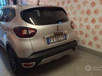 Usata Renault Captur 90 CV (66 kW) 2019 Grigio SUV