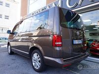 Usata VW Multivan Highline 180 CV (132 kW) 2015 Marrone Furgone