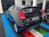 Usata Ford Fiesta 68 CV (50 kW) 2010 Nero Berlina