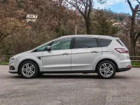 Usata Ford S-MAX Titanium 150 CV (110 kW) 2018 Grigio Monovolume