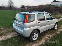 Usado Suzuki Ignis 99 CV (72 kW) 2008 Gris Utilitario