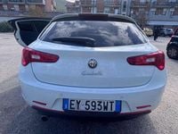 Usata Alfa Romeo Giulietta 105 CV (77 kW) 2015 Bianco Utilitaria