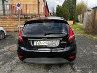 Usata Ford Fiesta 82 CV (60 kW) 2008 Nero Utilitaria