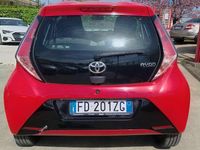 Brugt Toyota Aygo X-play 69 HK (50 kW) 2016 Rød Hatchback