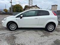 Usata Fiat Punto 75 CV (55 kW) 2015 Bianco Berlina