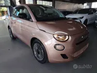 Nuova Fiat 500 Icon 65 CV (47 kW) 2026 Viola Berlina