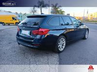 Usata BMW 320 Luxury Line 190 CV (139 kW) 2016 Blu Station wagon