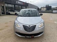 Usata Lancia Ypsilon Silver 69 CV (50 kW) 2012 Argento Utilitaria