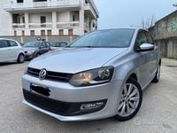 Begagnad VW Polo 90 HK (66 kW) 2011 Grå Halvkombi