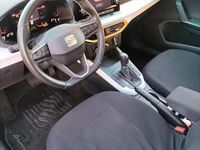 Usata Seat Arona Style 110 CV (80 kW) 2024 Grigio SUV