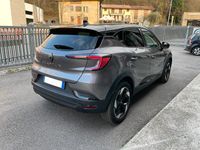 Usata Renault Captur Techno 158 CV (116 kW) 2024 Grigio SUV