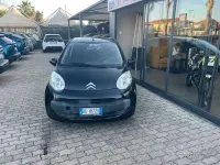 Usata Peugeot 107 68 CV (50 kW) 2010 Grigio Utilitaria