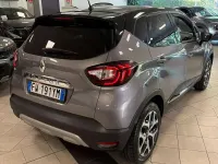 Usata Renault Captur 90 CV (66 kW) 2019 Grigio SUV