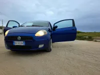 Usata Fiat Grande Punto Active 65 CV (47 kW) 2006 Blu/azzurro Utilitaria
