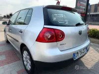 Usata VW Golf VI Comfortline 102 CV (75 kW) 2008 Grigio Utilitaria