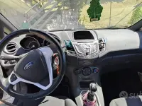 Usata Ford Fiesta 75 CV (55 kW) 2017 Bianco Utilitaria
