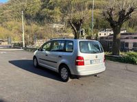 Usata VW Touran Trendline 101 CV (74 kW) 2004 Grigio Monovolume
