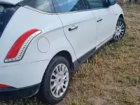 Usata Lancia Delta 120 CV (88 kW) 2010 Bianco Utilitaria