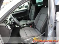Usata VW Passat Style 150 CV (110 kW) 2023 Grigio Station wagon