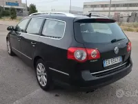 Usata VW Passat 170 CV (125 kW) 2010 Nero Station wagon