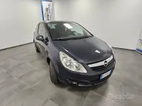 Usata Opel Corsa Edition 86 CV (63 kW) 2011 Blu Utilitaria