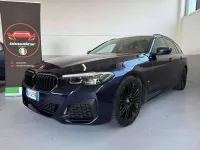 Usado BMW 530 M Sport 249 HP (183 kW) 2020 Azul Carrinha