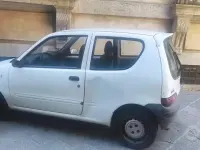 Usata Fiat 600 54 CV (39 kW) 2002 Bianco Berlina