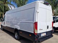 Usata Iveco Daily 150 CV (110 kW) 2015 Bianco Furgone